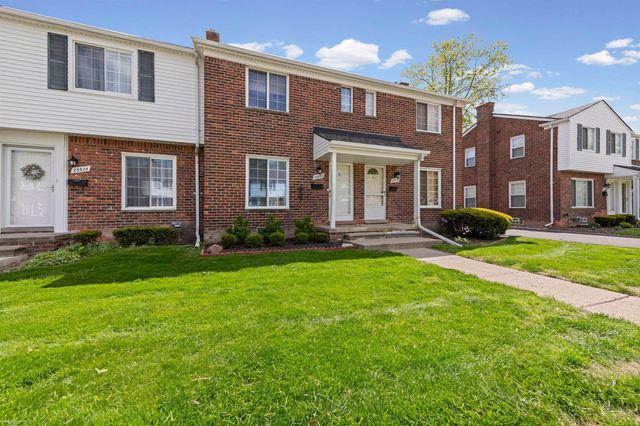 23322 Edsel Ford Court, Saint Clair Shores, MI 48080