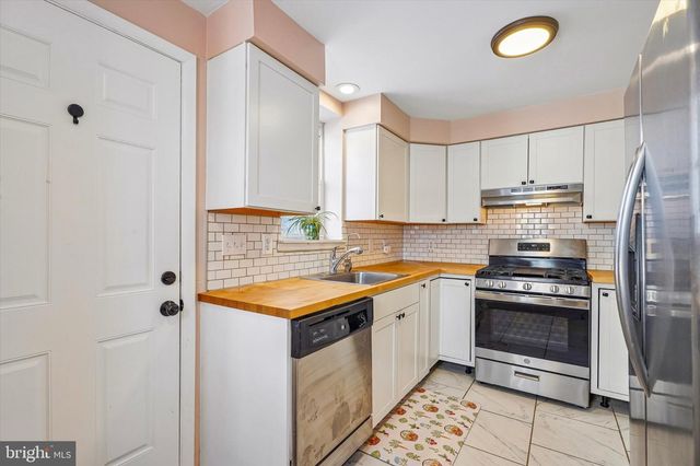223 GRAPE ST, Philadelphia, PA 19128