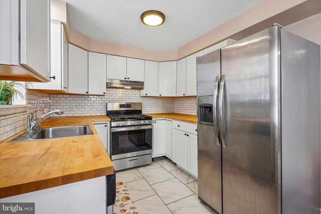 223 GRAPE ST, Philadelphia, PA 19128