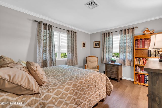 14 Michigan Avenue, Whiting, NJ 08759