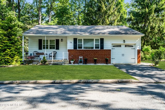 14 Michigan Avenue, Whiting, NJ 08759