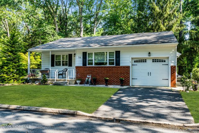 14 Michigan Avenue, Whiting, NJ 08759