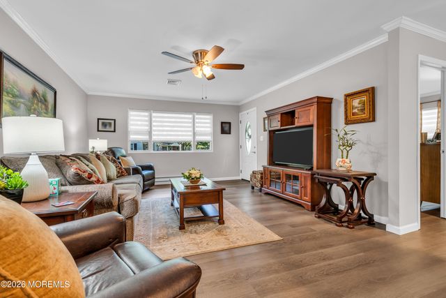 14 Michigan Avenue, Whiting, NJ 08759