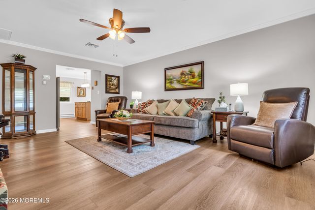14 Michigan Avenue, Whiting, NJ 08759