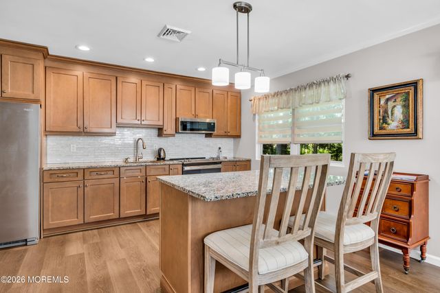 14 Michigan Avenue, Whiting, NJ 08759