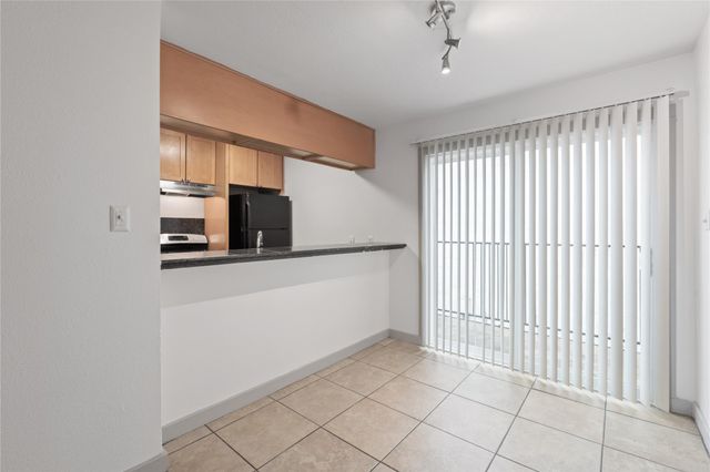 1301 W Ben White Blvd BLVD 205, Austin, TX 78704