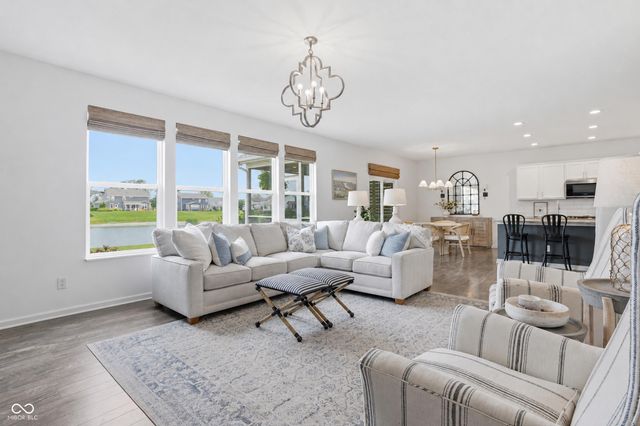 19279 Gillcrest Drive, Noblesville, IN 46062