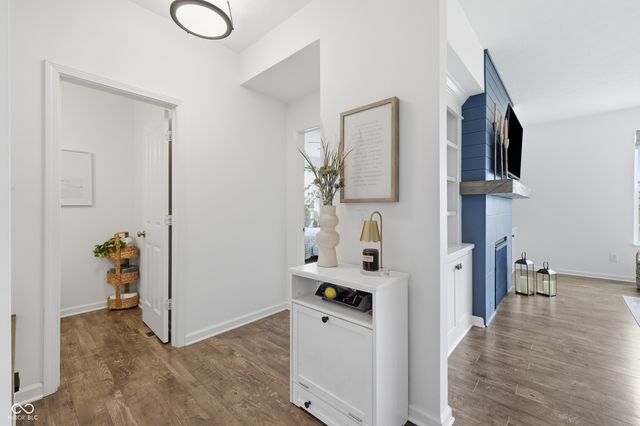 19279 Gillcrest Drive, Noblesville, IN 46062