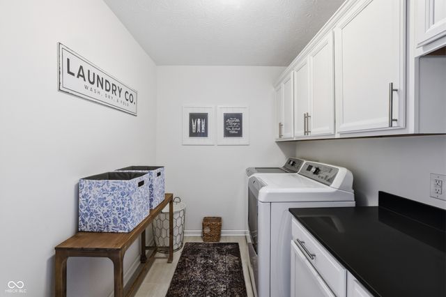19279 Gillcrest Drive, Noblesville, IN 46062