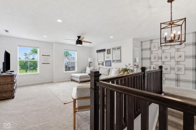 19279 Gillcrest Drive, Noblesville, IN 46062