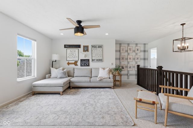 19279 Gillcrest Drive, Noblesville, IN 46062
