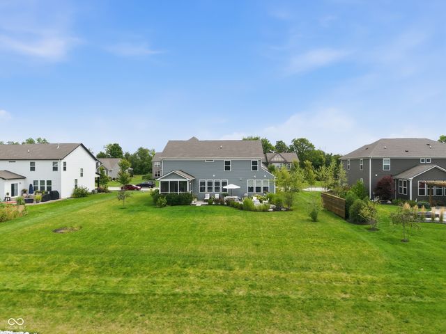19279 Gillcrest Drive, Noblesville, IN 46062