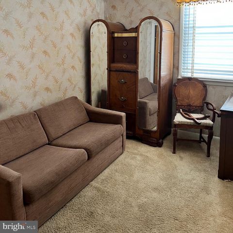 3013 WELSH ROAD, Philadelphia, PA 19136