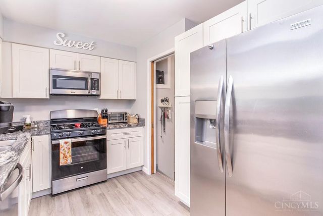 5768 Nightingale Court, Fairfax, OH 45227