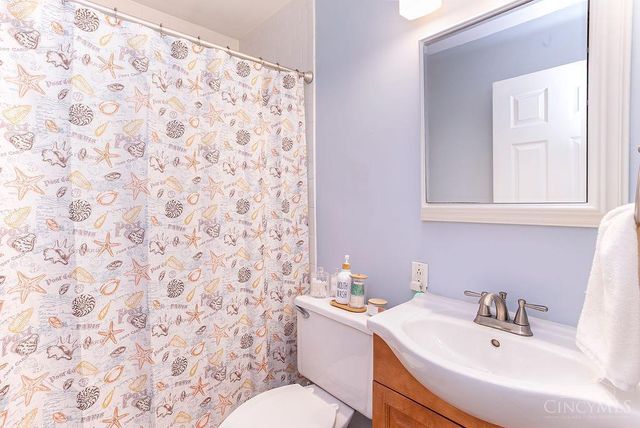 5768 Nightingale Court, Fairfax, OH 45227