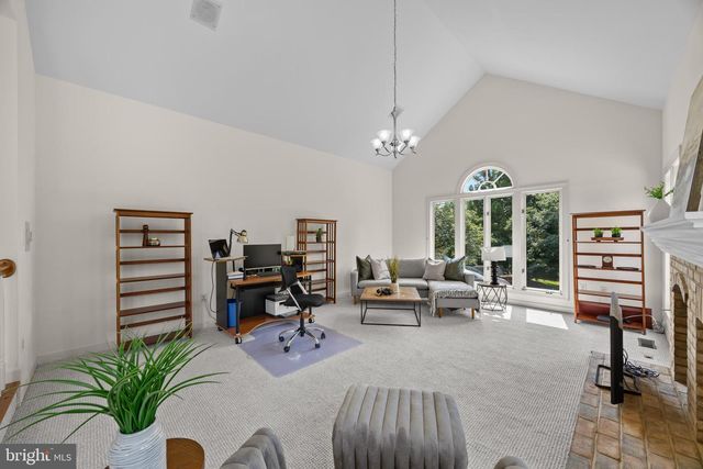 21800 CHURCHILL DOWNS CT, Laytonsville, MD 20882