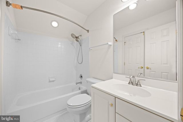 21800 CHURCHILL DOWNS CT, Laytonsville, MD 20882