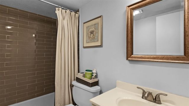 1100 SW 12th Street 109, Fort Lauderdale, FL 33315