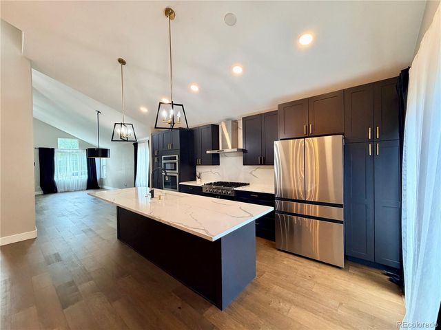 10208 Hexton Court, Lone Tree, CO 80124