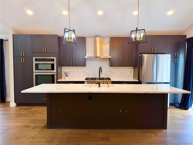 10208 Hexton Court, Lone Tree, CO 80124