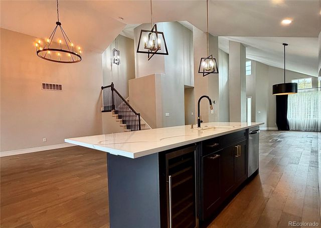 10208 Hexton Court, Lone Tree, CO 80124