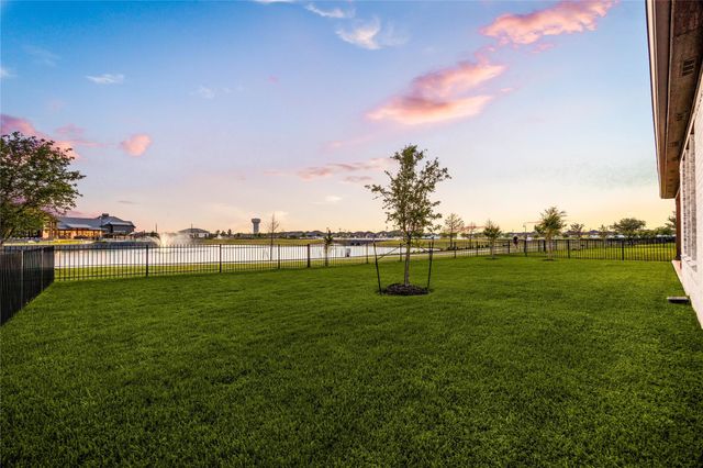 31527 Sunny Banks Court, Fulshear, TX 77441