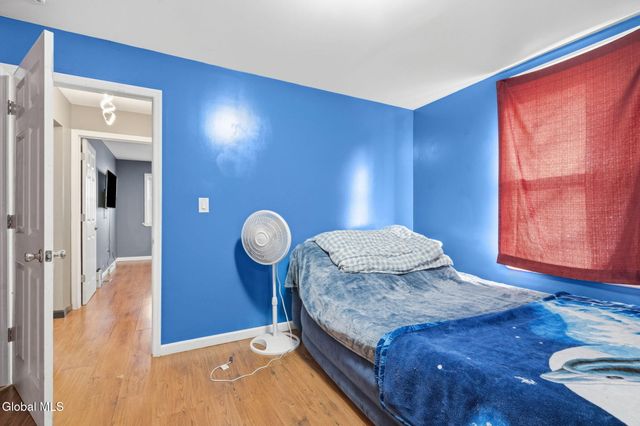 629 Hoosick Road, Brunswick, NY 12180