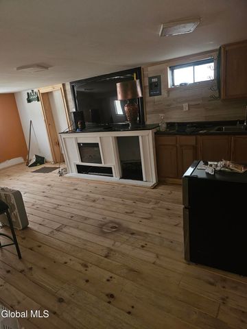 629 Hoosick Road, Brunswick, NY 12180