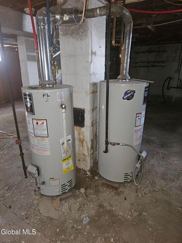 629 Hoosick Road, Brunswick, NY 12180