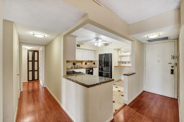 2802 N 46th Avenue B620, Hollywood, FL 33021