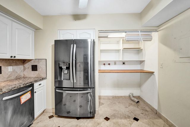2802 N 46th Avenue B620, Hollywood, FL 33021