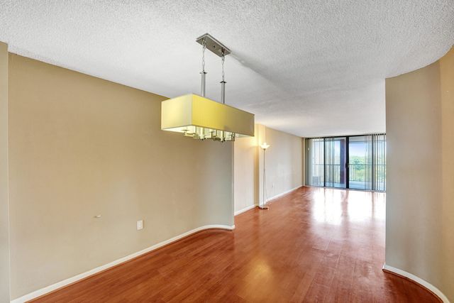 2802 N 46th Avenue B620, Hollywood, FL 33021