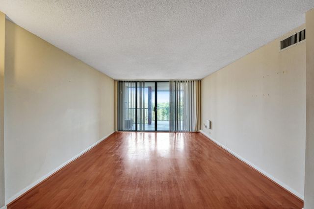 2802 N 46th Avenue B620, Hollywood, FL 33021