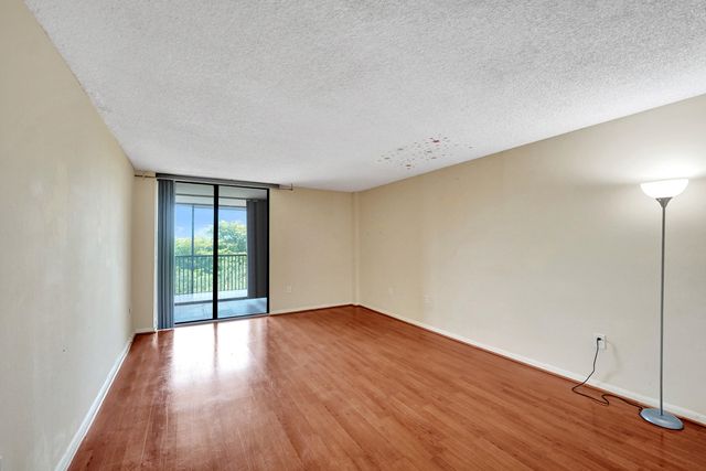2802 N 46th Avenue B620, Hollywood, FL 33021
