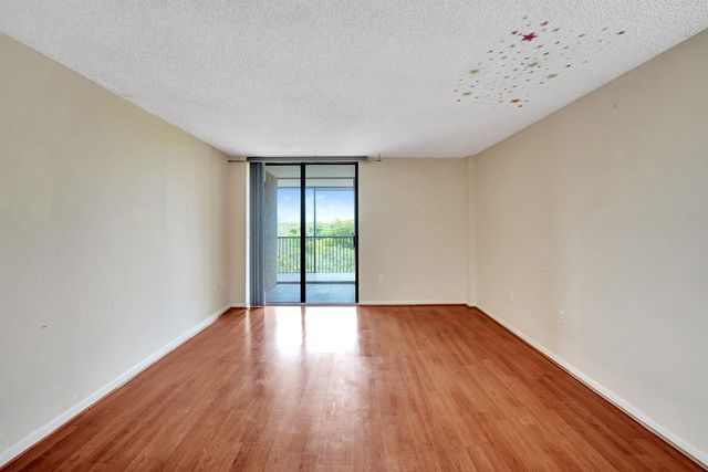 2802 N 46th Avenue B620, Hollywood, FL 33021