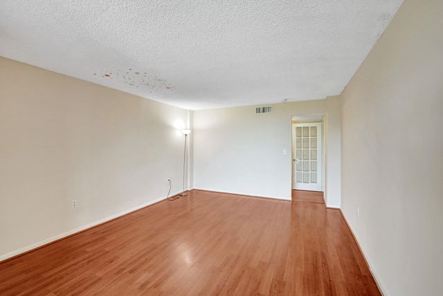 2802 N 46th Avenue B620, Hollywood, FL 33021