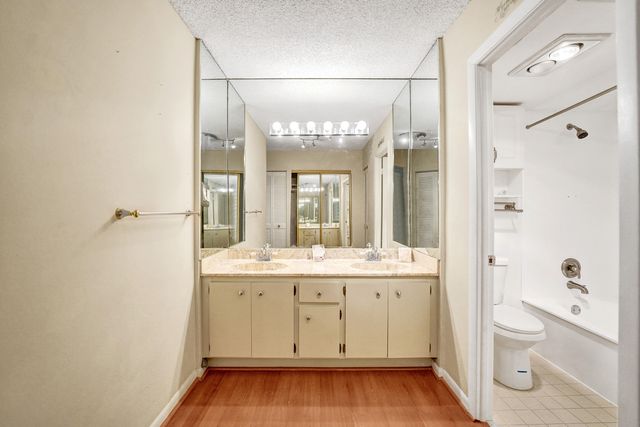 2802 N 46th Avenue B620, Hollywood, FL 33021
