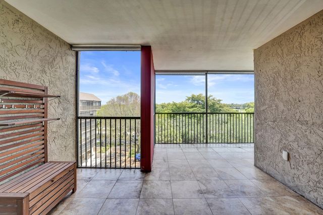2802 N 46th Avenue B620, Hollywood, FL 33021
