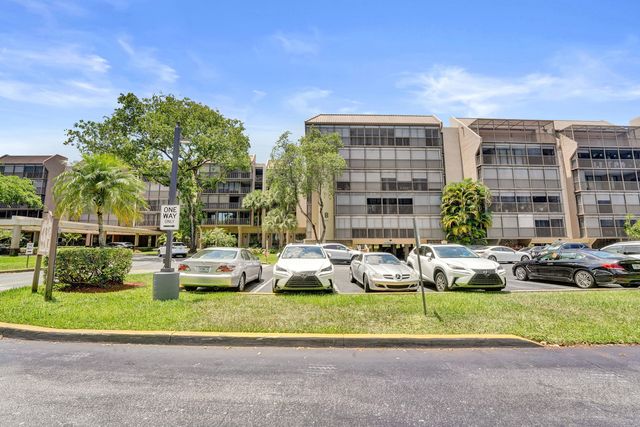 2802 N 46th Avenue B620, Hollywood, FL 33021