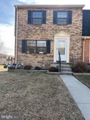 35 HEATHER HILL RD, Catonsville, MD 21228