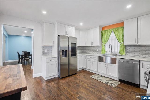 86 Hillman Drive, Elmwood Park, NJ 07407