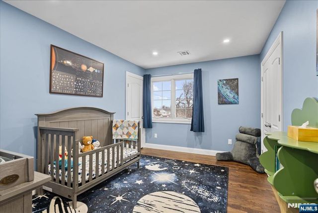 86 Hillman Drive, Elmwood Park, NJ 07407