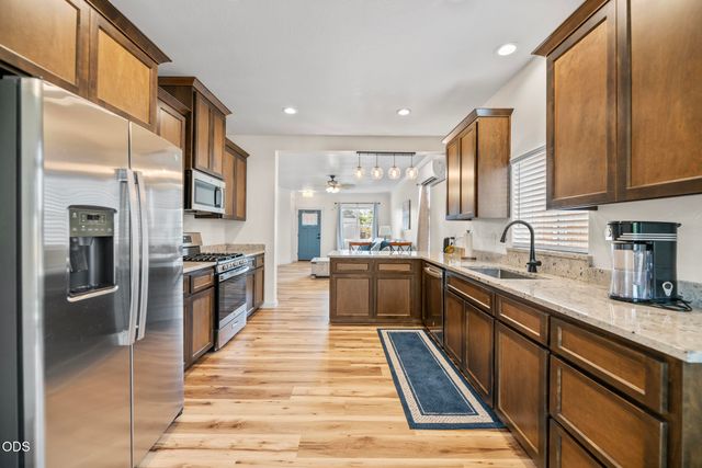 723 Dahl Place, Medford, OR 97501