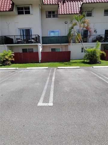 6707 N Kendall Drive 107, Pinecrest, FL 33156