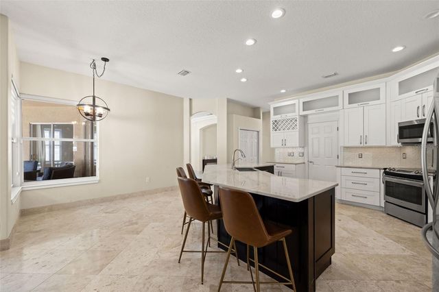 17308 CHENANGO LANE, Tampa, FL 33647