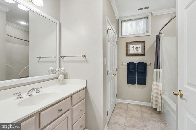 23 EMLYN LANE, Mechanicsburg, PA 17055