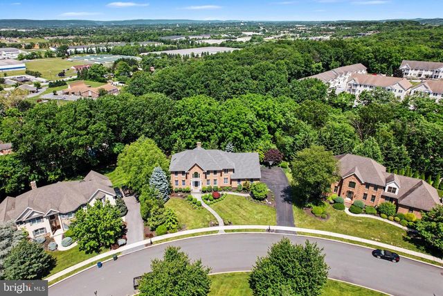 23 EMLYN LANE, Mechanicsburg, PA 17055
