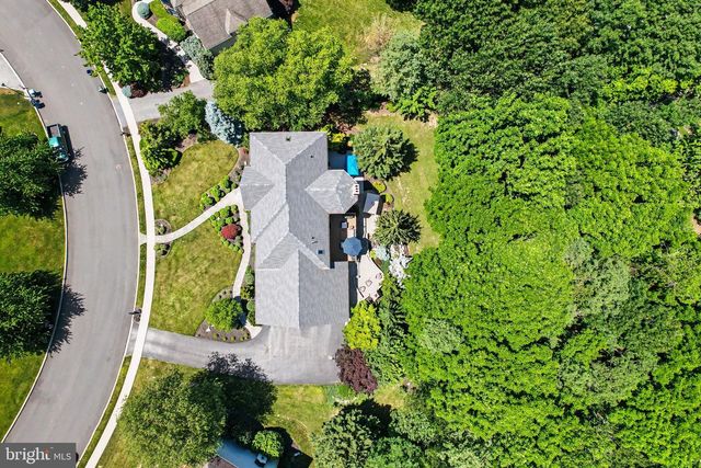 23 EMLYN LANE, Mechanicsburg, PA 17055