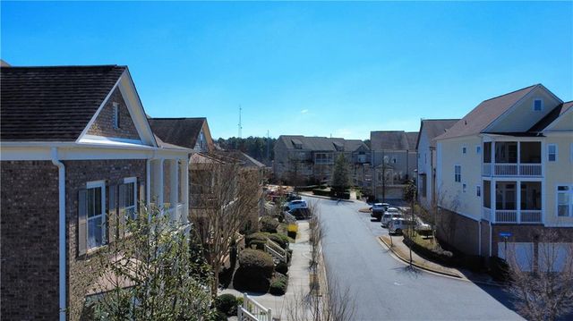 5015 Century Circle, Roswell, GA 30076