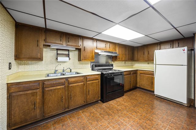 951 Copperkettle Road, Webster, NY 14580